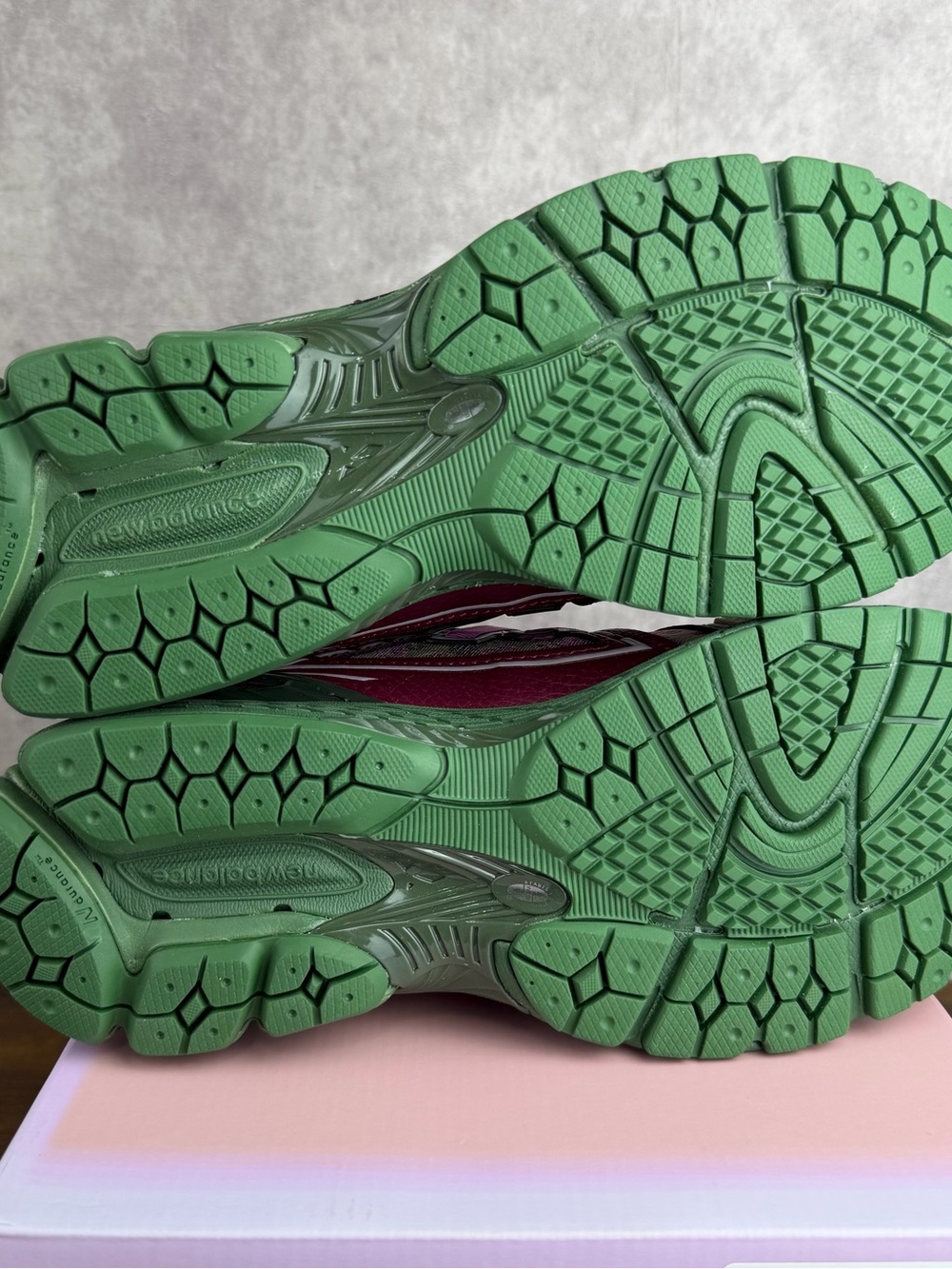NEW New Balance 1906R Jack Harlow Rose Runner Special Box Size 9.5 M1906RJH Rare - Picture 8 of 11